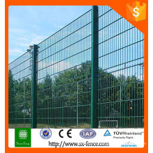 Green powder coated welded double wire mesh fence/twin wire fence